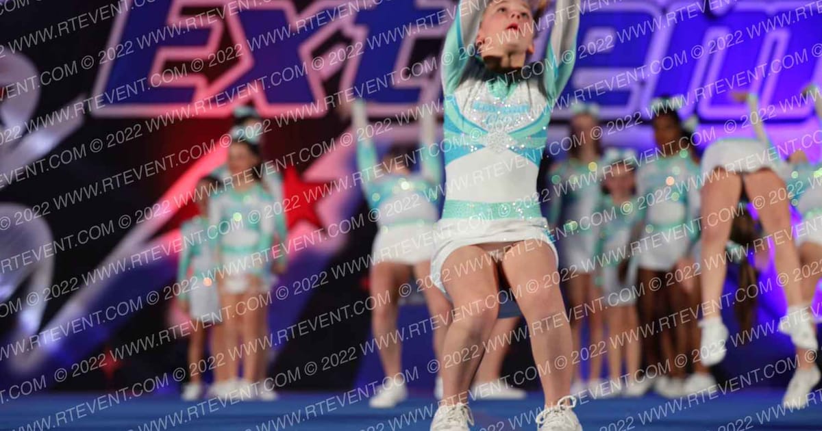 Cross Valley Cheer Sapphires Youth Rec Performance · CDE OC Christmas Open