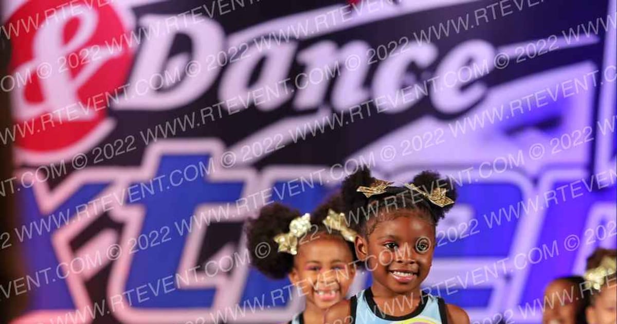 DPR Elite Starz Starlets Tiny Rec Performance · CDE OC Christmas Open