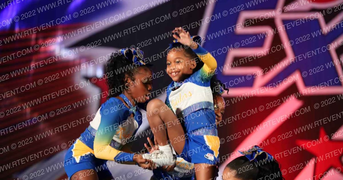 North West Raiders Bomb Squad Pee Wee Rec Performance · CDE OC Christmas Open