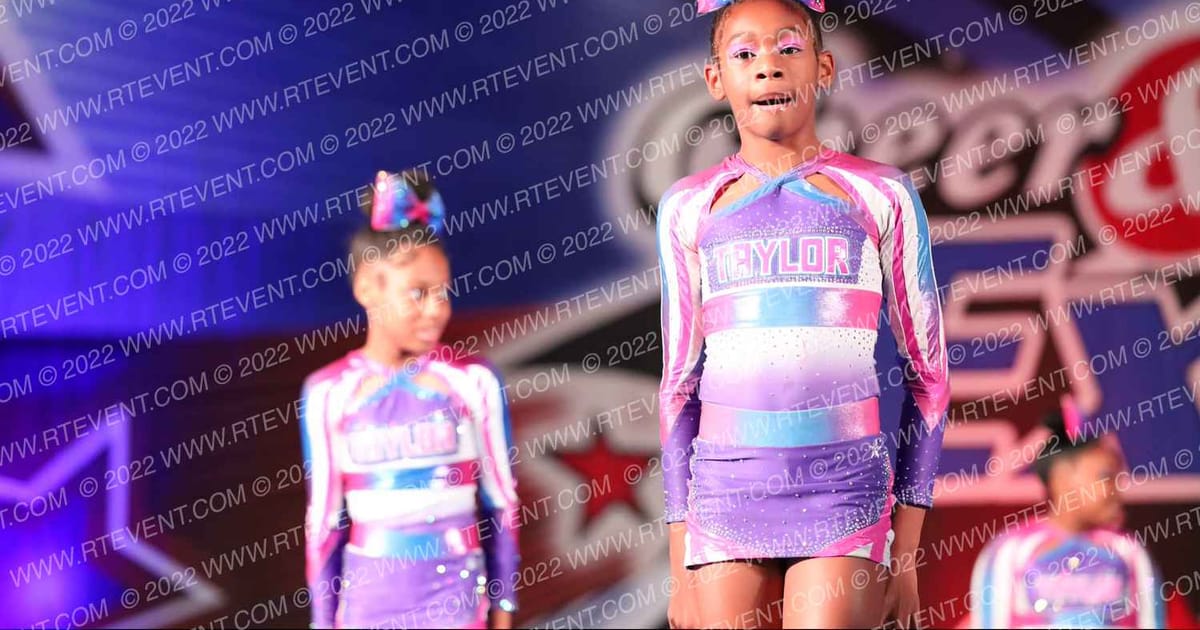 Taylor Made Allstars Showstoppers Junior · CDE OC Christmas Open