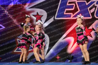 SMYO Cheer Elite Reign Mini Rec Performance