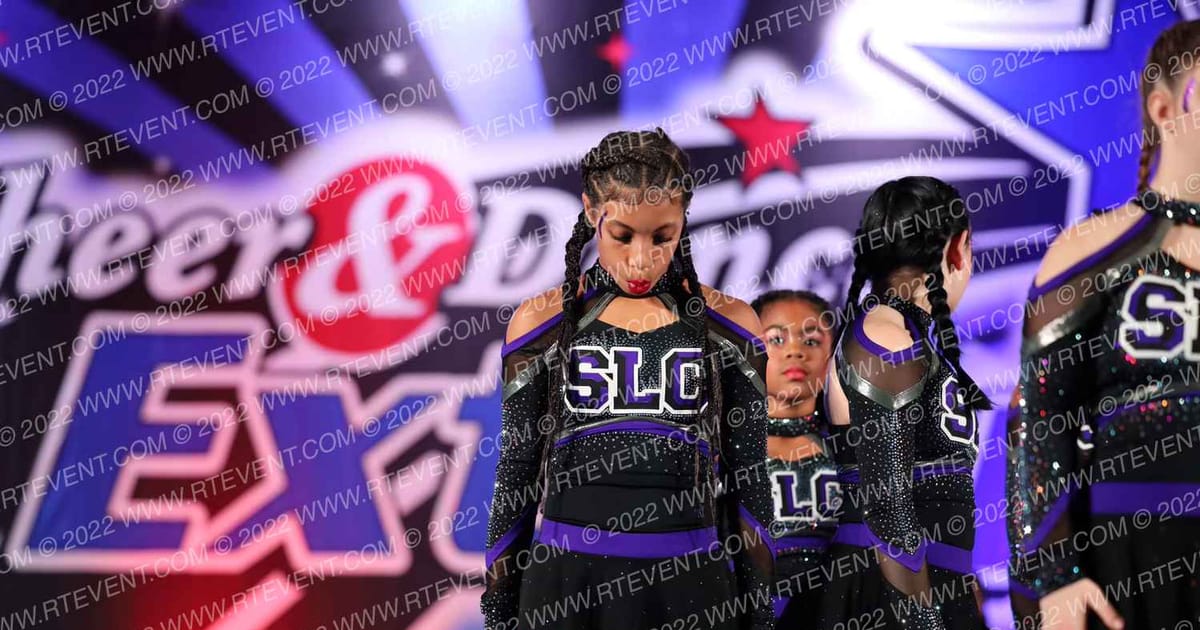 Supreme Loyalty Cheer Sapphire Senior Rec Performance · CDE OC Christmas Open