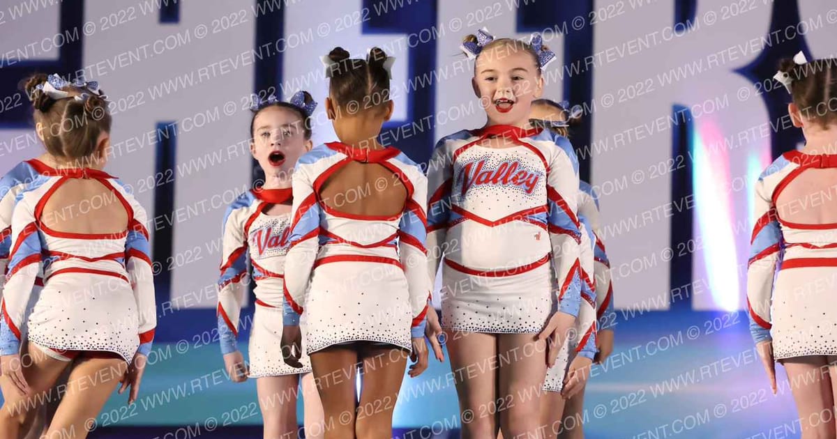 Valley Cheer GLITTER BOMBS · Cheersport Oaks Classic
