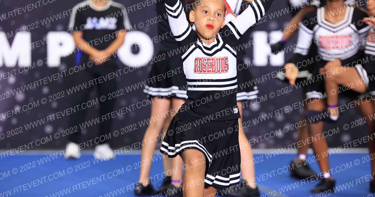 PASADENA ROSEBUD CHEER · Holiday Showcase