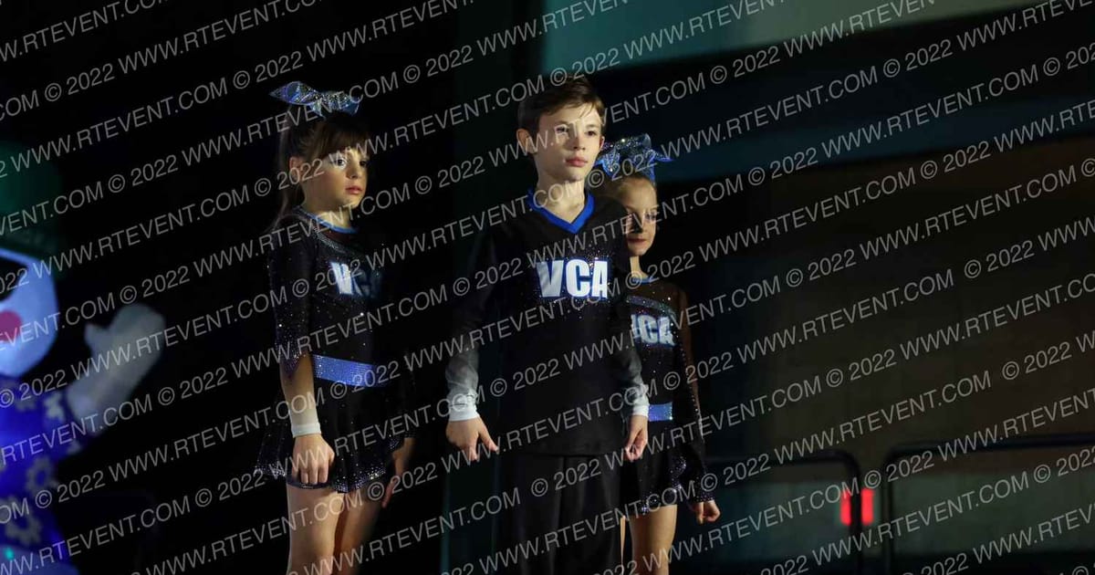 Victory Cheer Academy Minions · Aloha Gatlinburg Showdown
