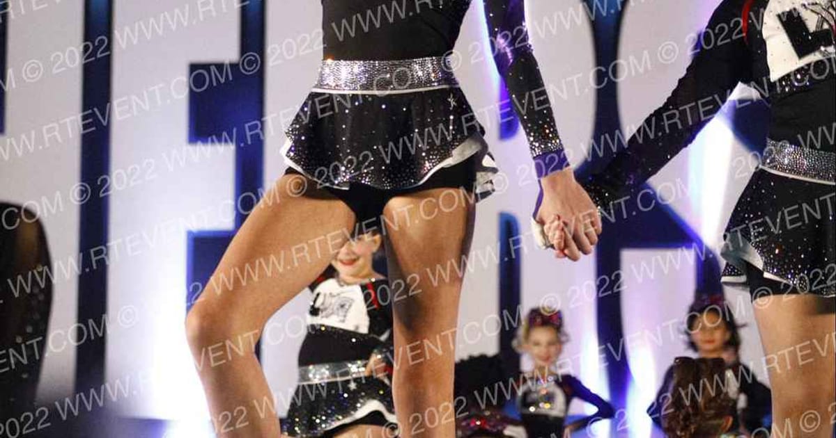 Lunar Viper Allstars Strikers · Cheersport Oaks Classic