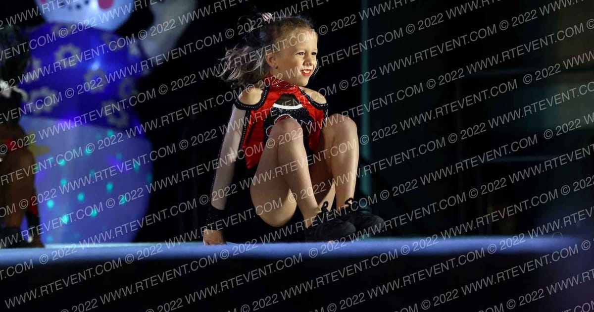 National Stars Mini Moonlight · Aloha Gatlinburg Showdown