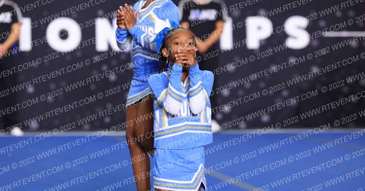 SYFL BALDWIN HILLS BRUINS CHEER 8U · Holiday Showcase