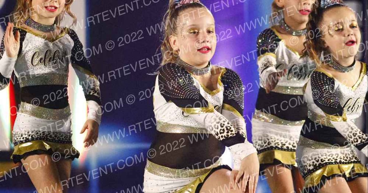 Celebrity Cheer UNICORNS · Cheersport Oaks Classic