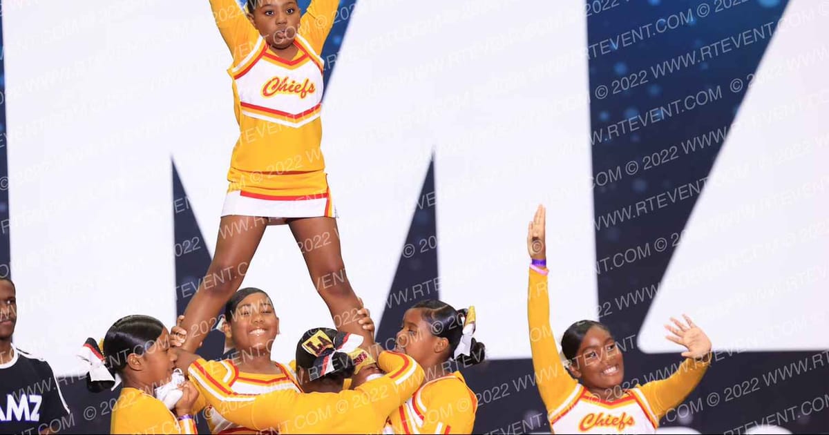 SYFL LA CHIEFS  DIVAZ · Holiday Showcase
