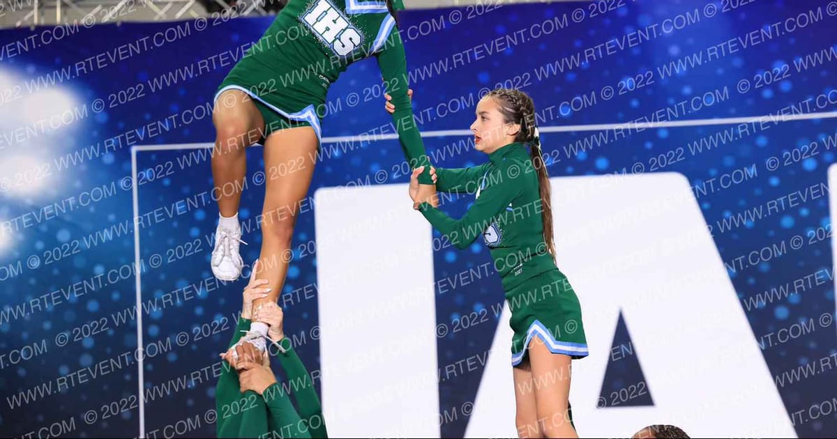 IRVINE HIGH SCHOOL · Holiday Showcase