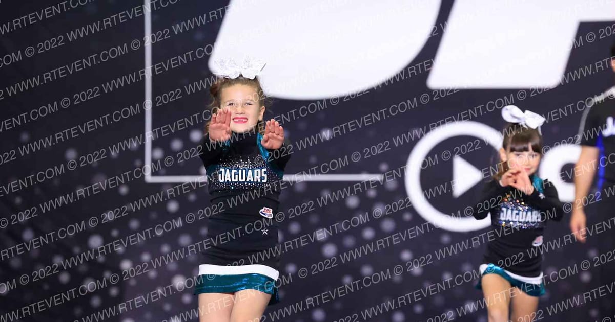 VALLEY CENTER POP WARNER MITEY MITE · Holiday Showcase