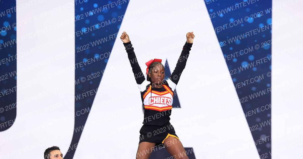 SYFL LA CHIEFS PRETTY LADYZ · Holiday Showcase