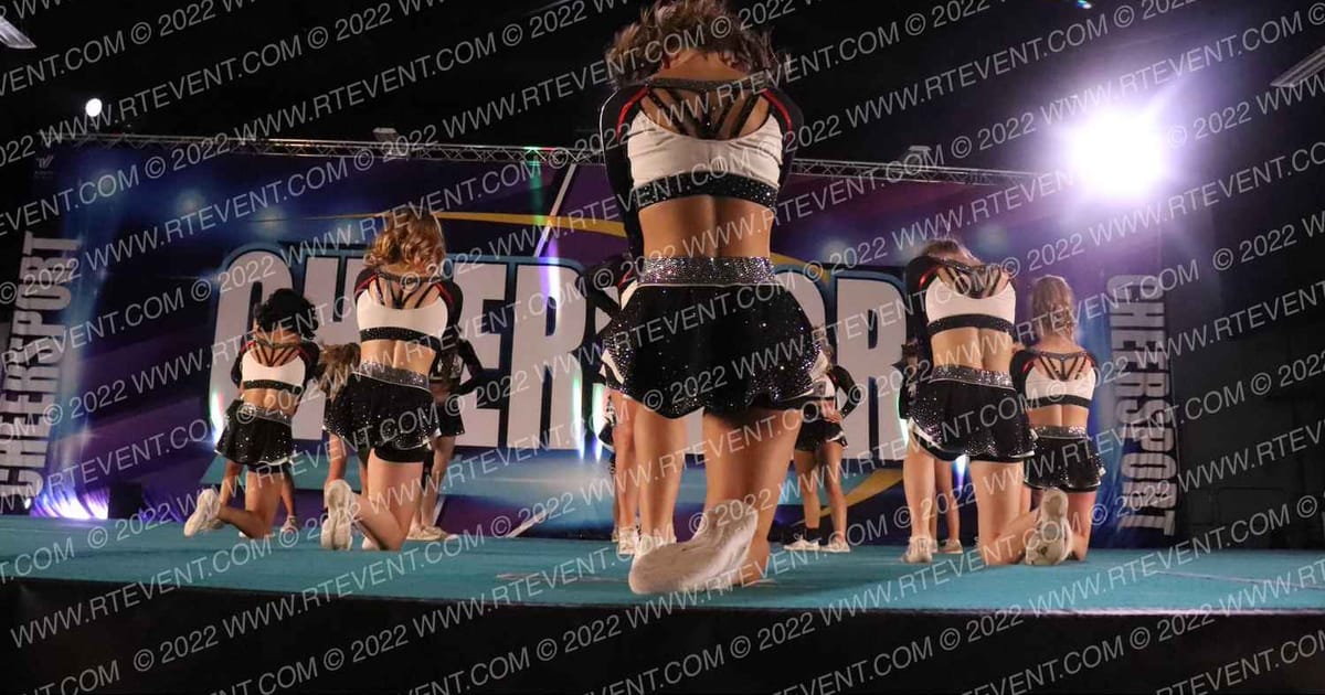 Lunar Viper Allstars Anacondas · Cheersport Oaks Classic