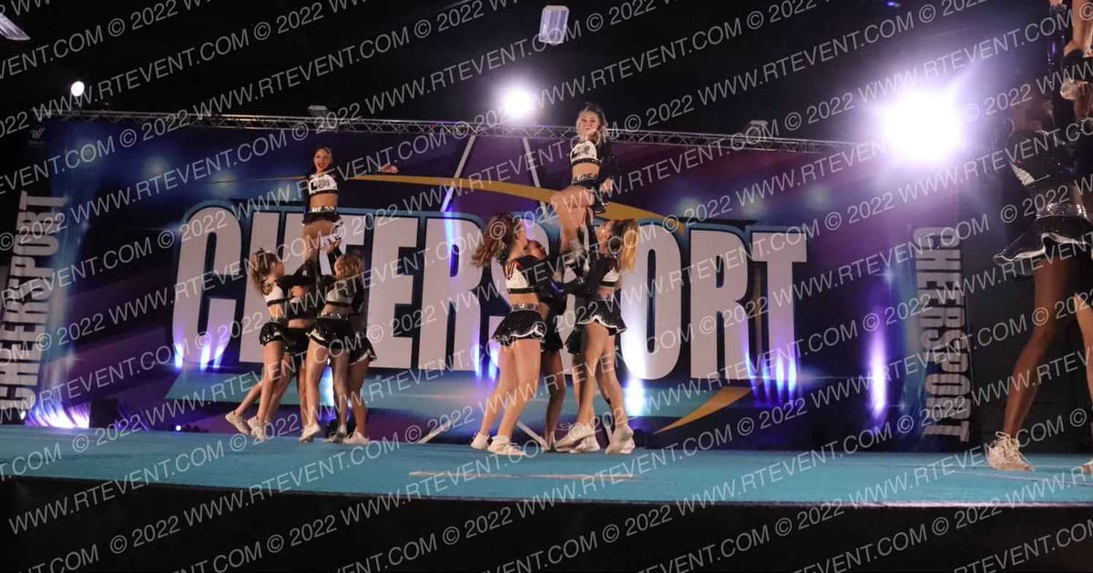 Lunar Viper Allstars Frost · Cheersport Oaks Classic