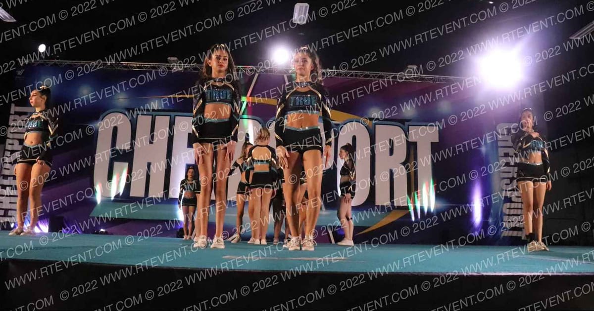 True Allstars Intensity · Cheersport Oaks Classic