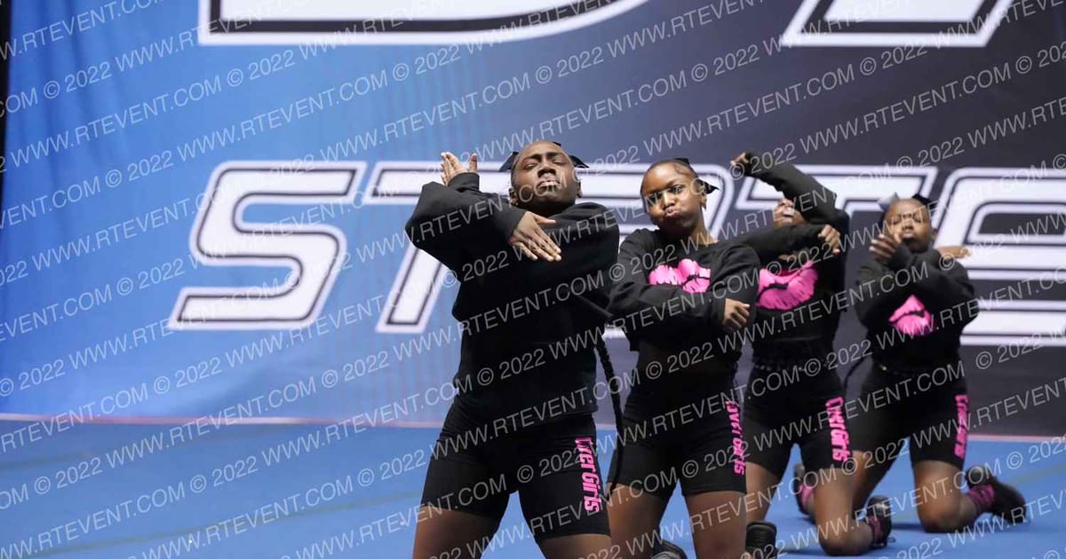 LA CHEER EXTREMA COVER GIRLS · West Coast State Championship