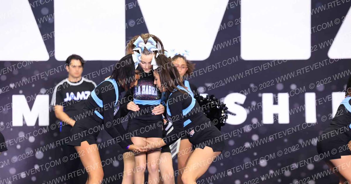 LA HABRA POP WARNER LADY LIONS JV · Holiday Showcase