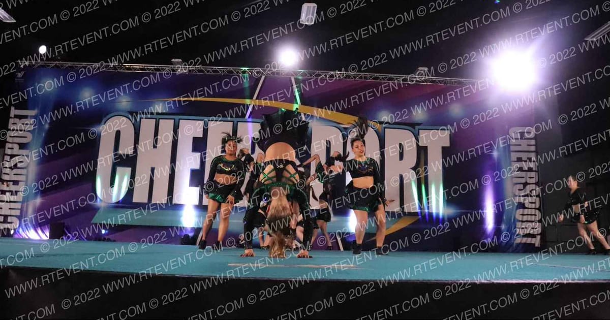 Cheer Tyme Lady Envy · Cheersport Oaks Classic