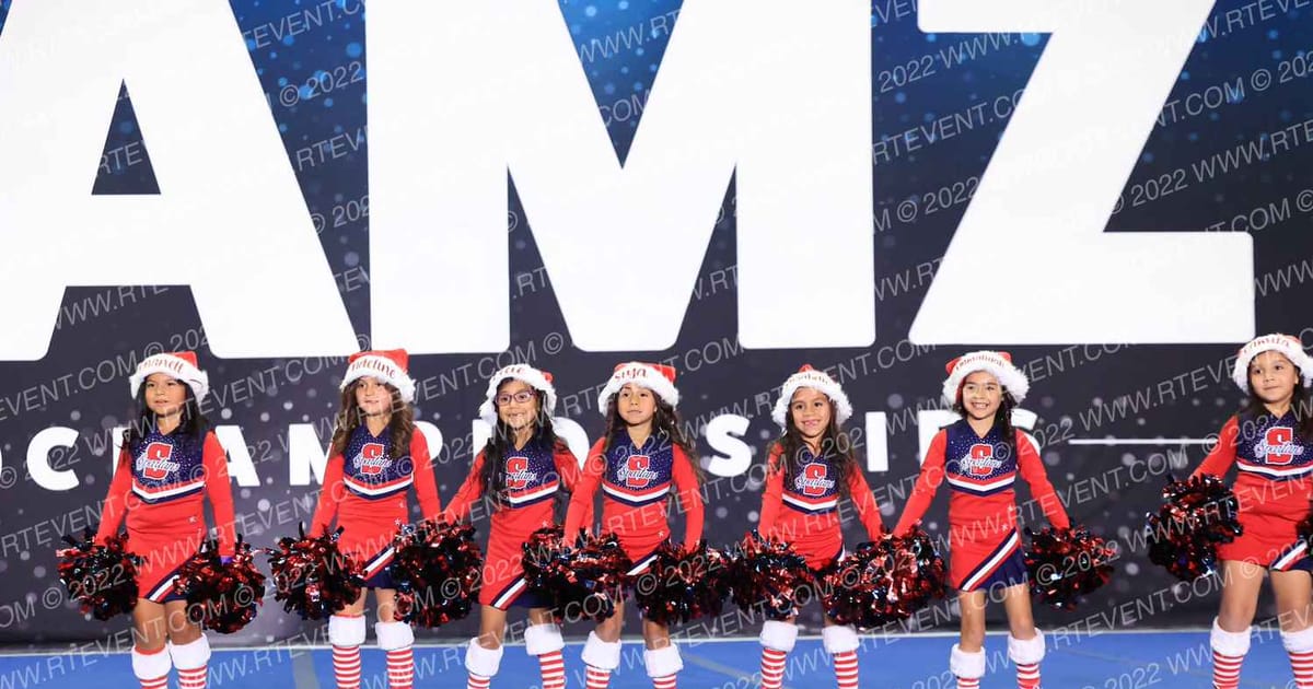 STRATHMORE YOUTH CHEER PEEWEES · Holiday Showcase