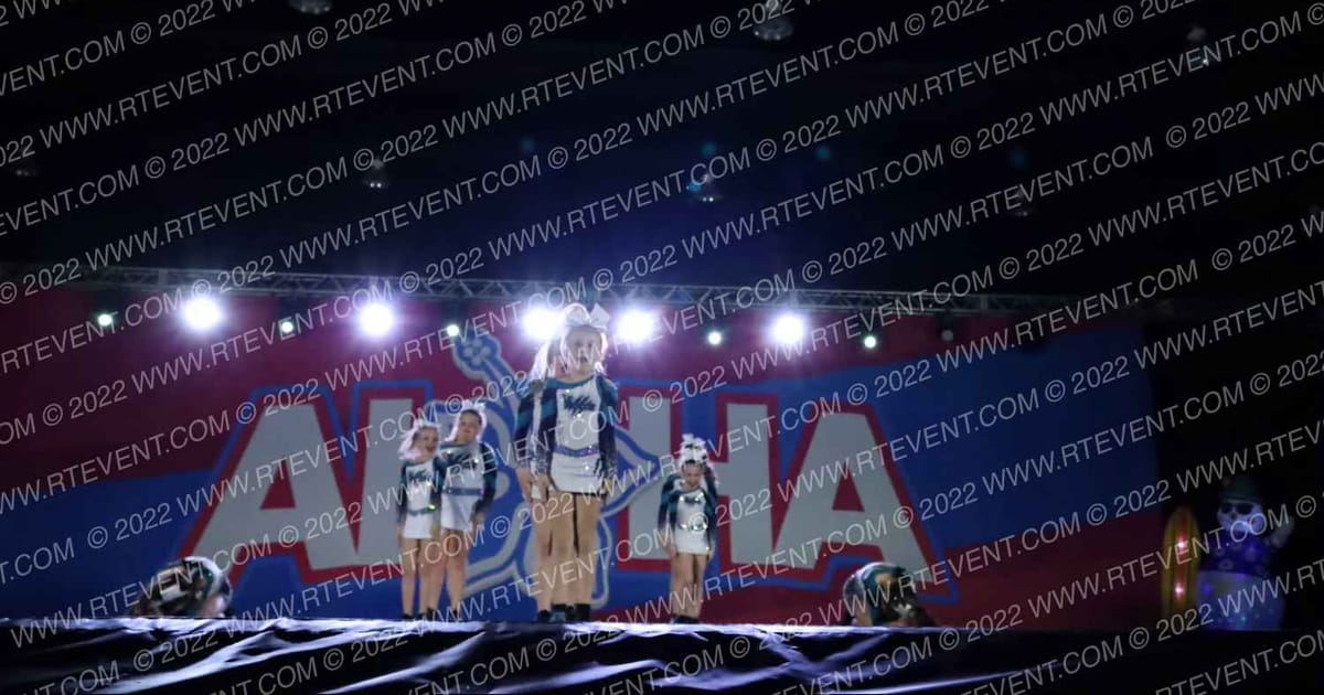 Top Notch All Stars Aristocats · Aloha Gatlinburg Showdown