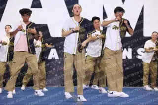 DUBLIN HIGH VARSITY HIP HOP
