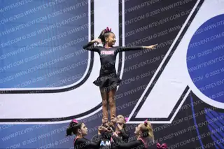 SOUTH BAY STORM CHEER