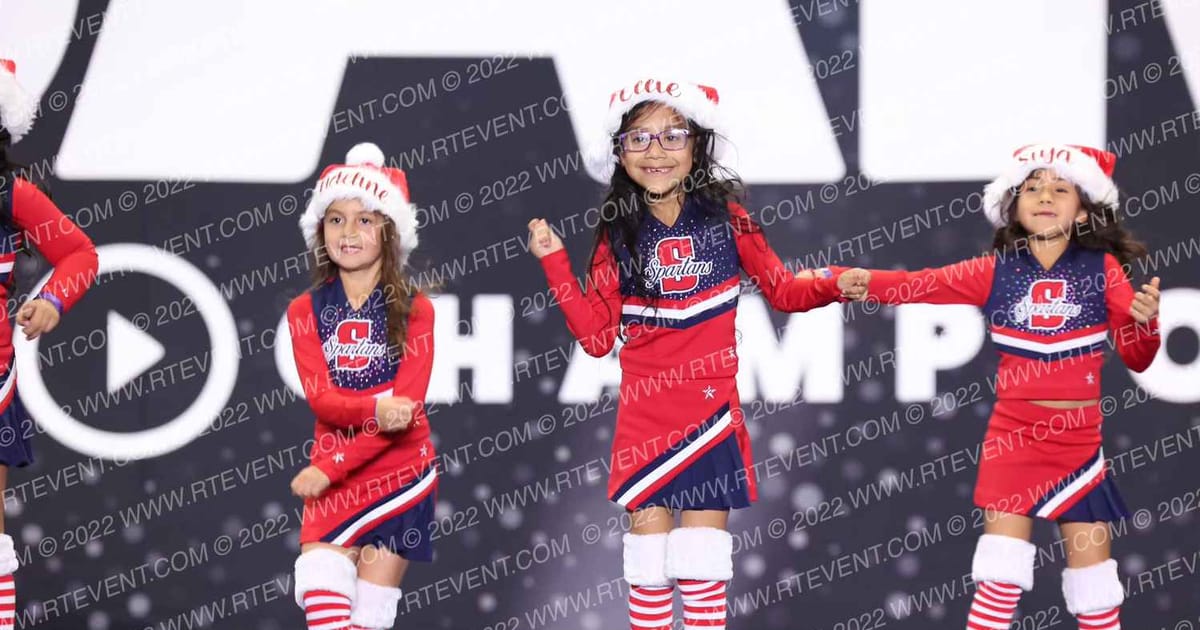 STRATHMORE YOUTH CHEER PEEWEES · Holiday Showcase