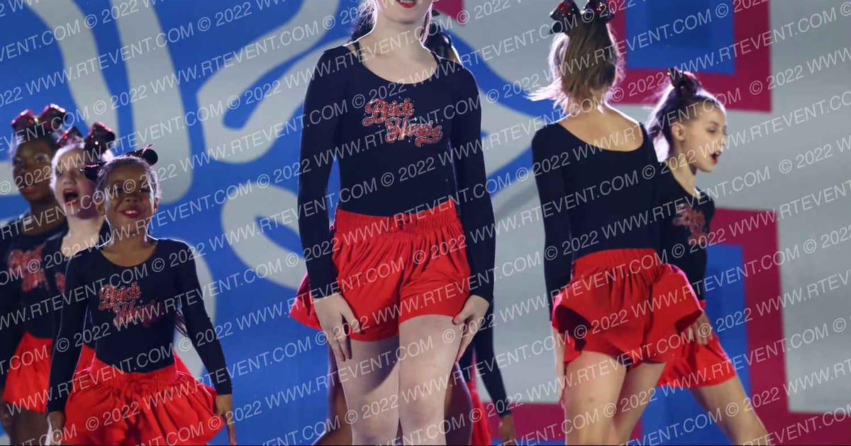 Brick House Cheer The Monarchs · Aloha Gatlinburg Showdown