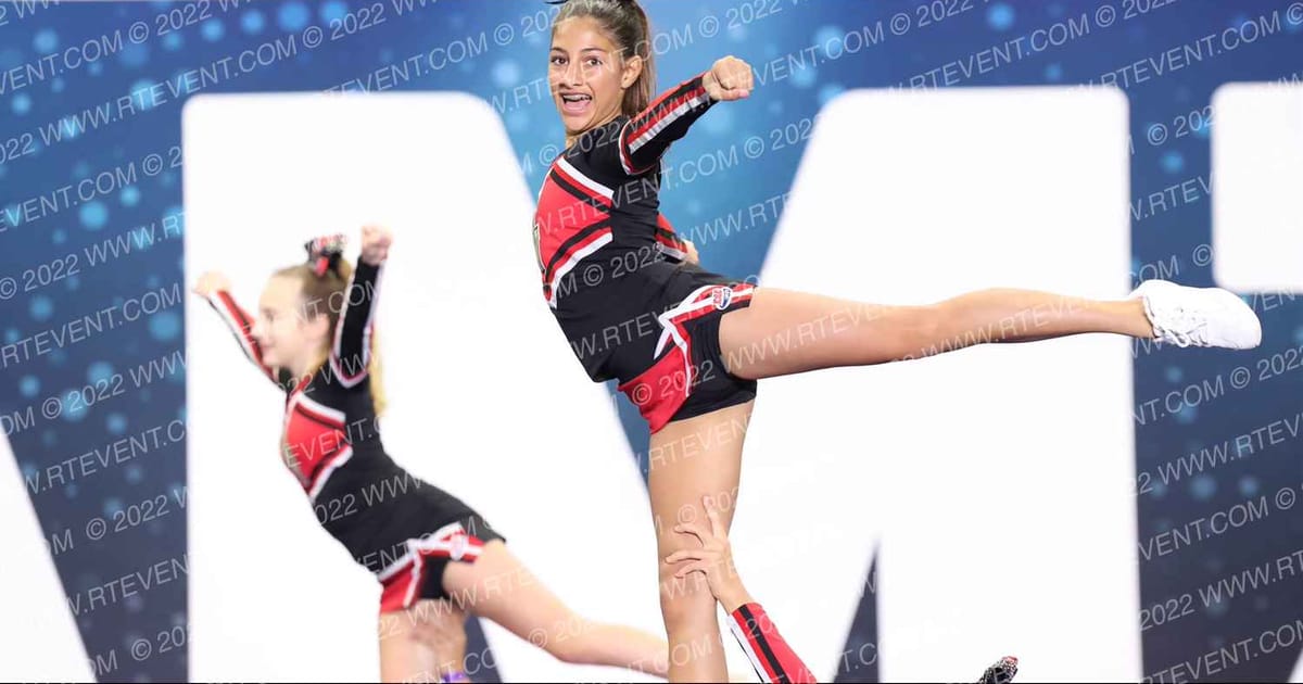 PALOS VERDES MAVERICKS VARSITY · Holiday Showcase