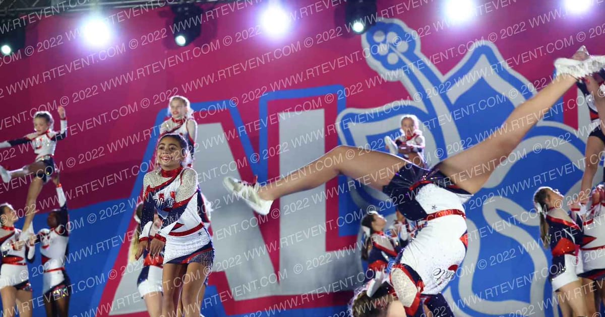 Upstate Spirit Starz Eclipze · Aloha Gatlinburg Showdown