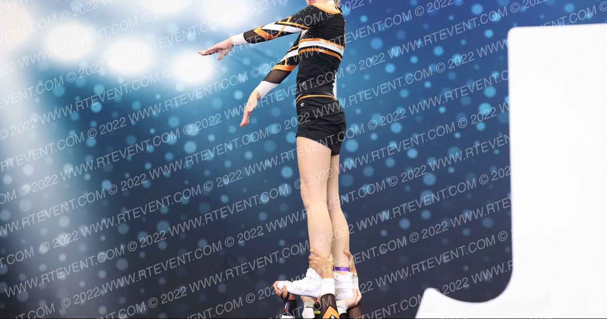 VACAVILLE JR BULLDOGS  LEVEL 2 · Holiday Showcase