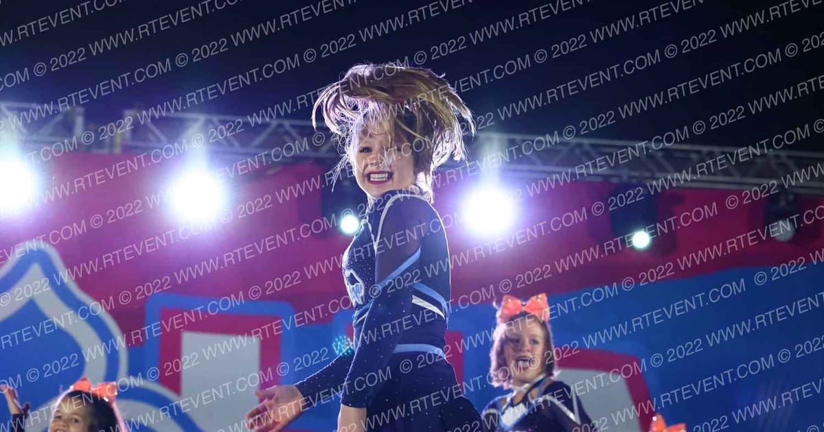 Blue Ridge Cheer Company Carolina Chicas · Aloha Gatlinburg Showdown