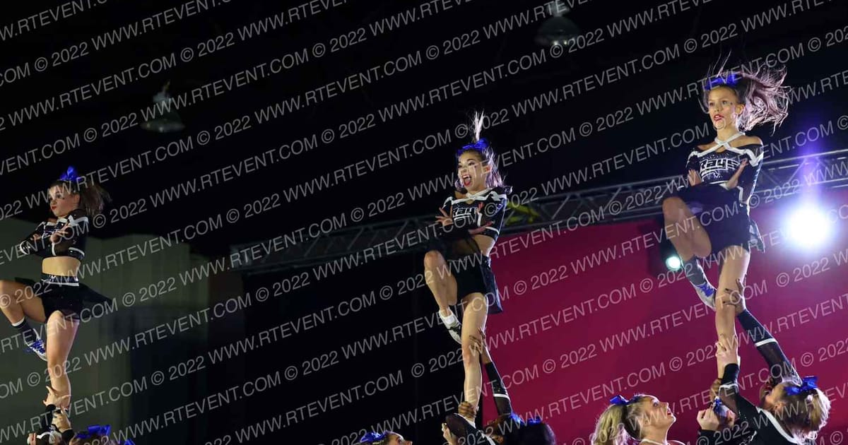 The Stingray All Stars Sapphire · Aloha Gatlinburg Showdown