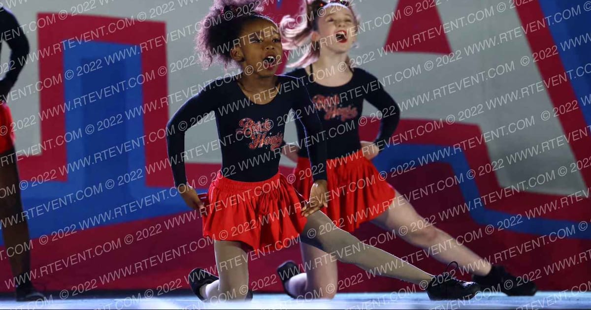 Brick House Cheer The Monarchs · Aloha Gatlinburg Showdown