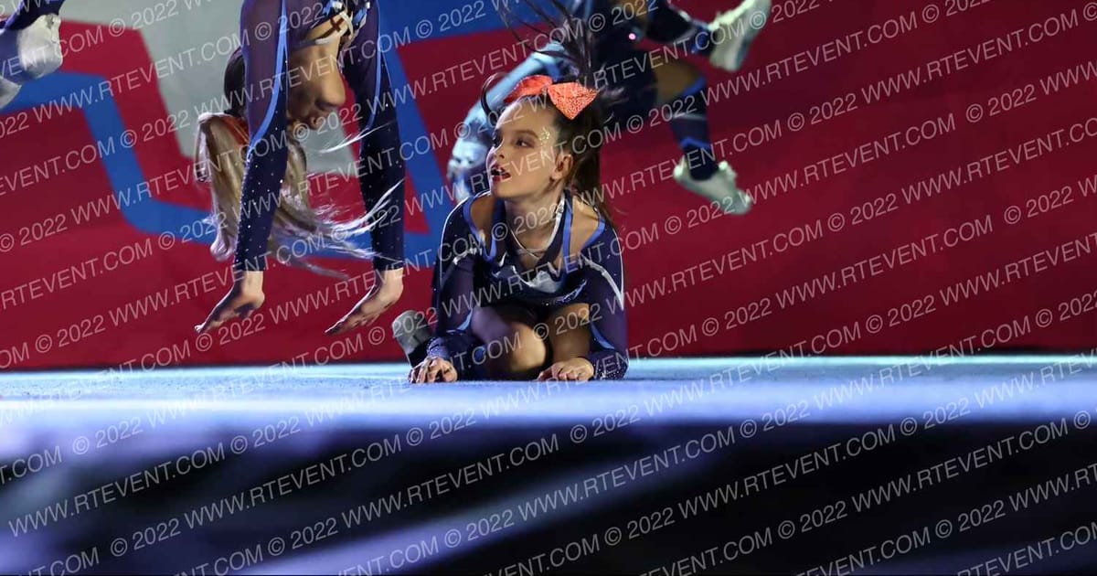 Blue Ridge Cheer Company Carolina Chicas · Aloha Gatlinburg Showdown