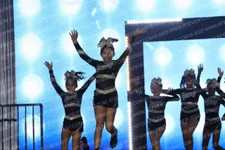 Lightning Elite Cheer Glacier Girls