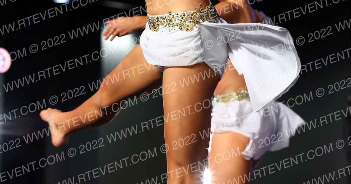 Star Steppers Dance Leah Bull & Lauren Hicks · Encore Groove