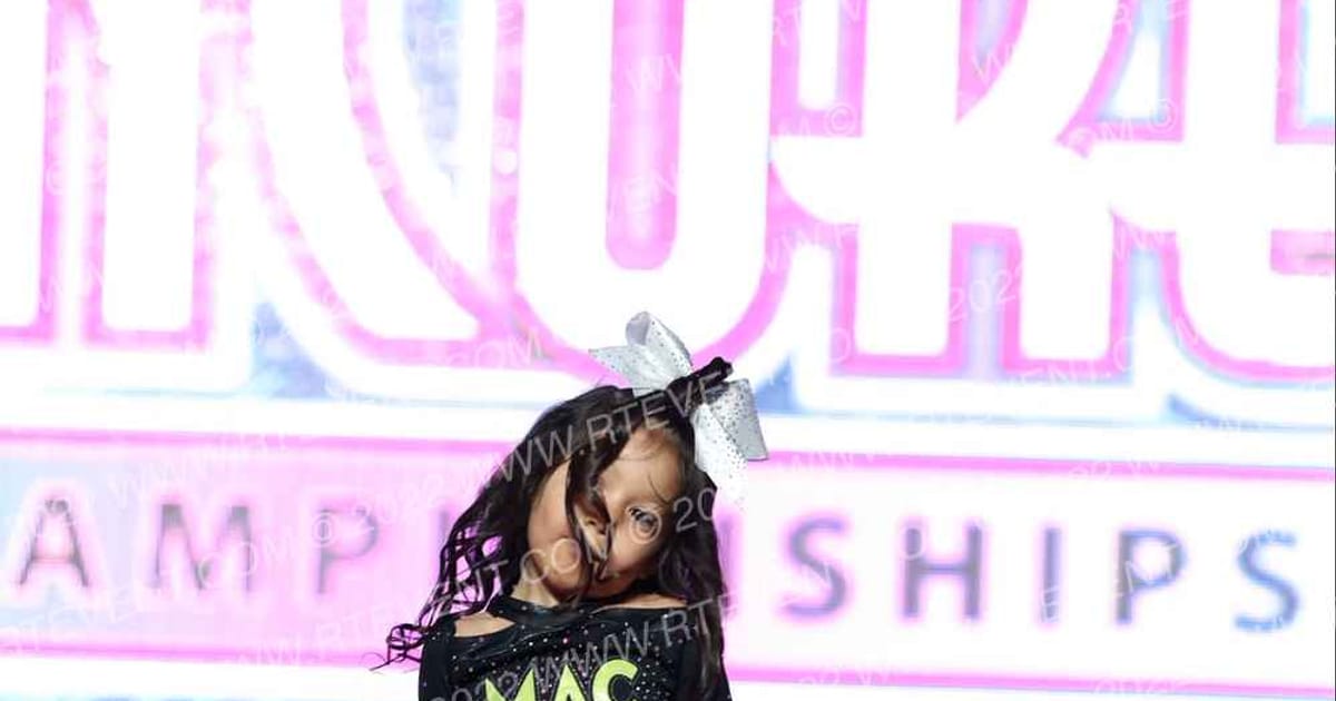 Modern American Cheer Sparkles · Encore Grand Nationals