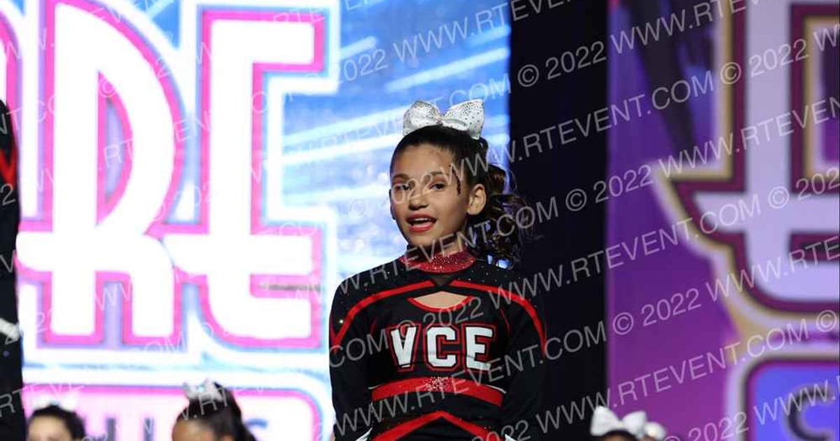 Valley Cheer Elite 3rd degree · Encore Grand Nationals