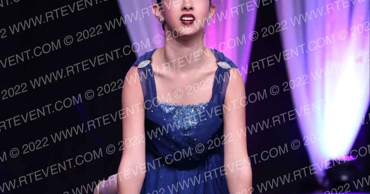 Adrenaline All Stars Leila B. · Holiday Spectacular