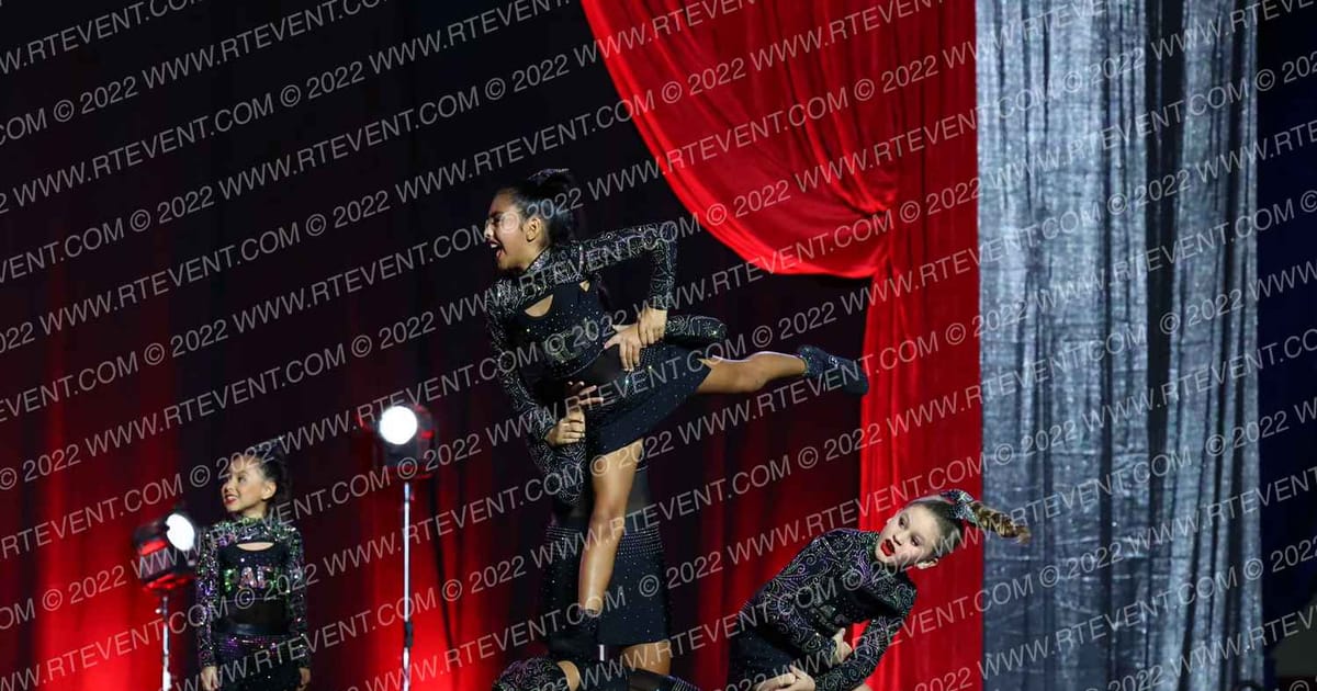 Wolf Pack All Stars Moon Howlers · Encore Grand Nationals