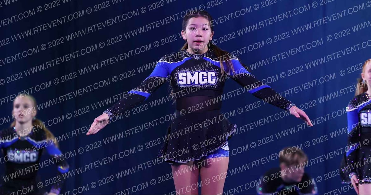 Smoky Mountain Competition Cheer Senior Sapphires · Southern Crown
