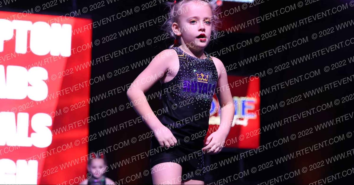 Hampton Roads Royals Reign · Holiday Spectacular