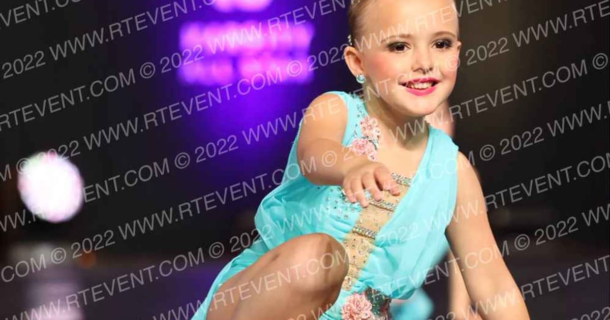 Star Steppers Dance Tiny Prep Small Lyrical · Encore Groove