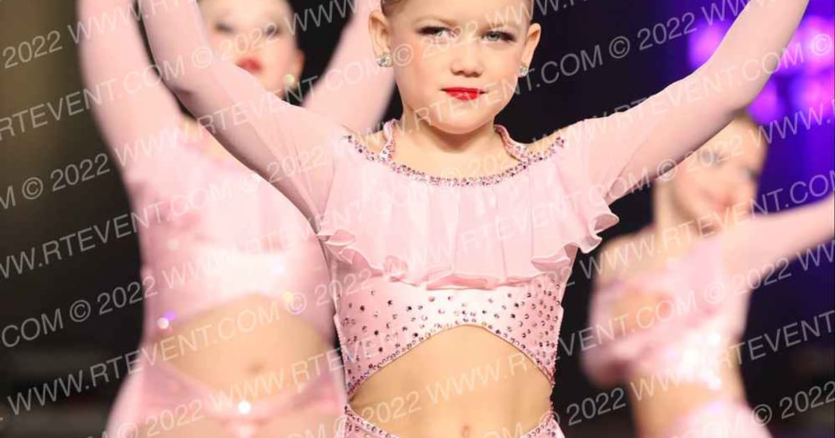 Dance Dynamics Tiny Connections Prep Lyrical · Encore Groove