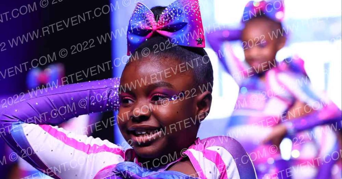 Taylor Made Allstars Glam Girls · Holiday Spectacular