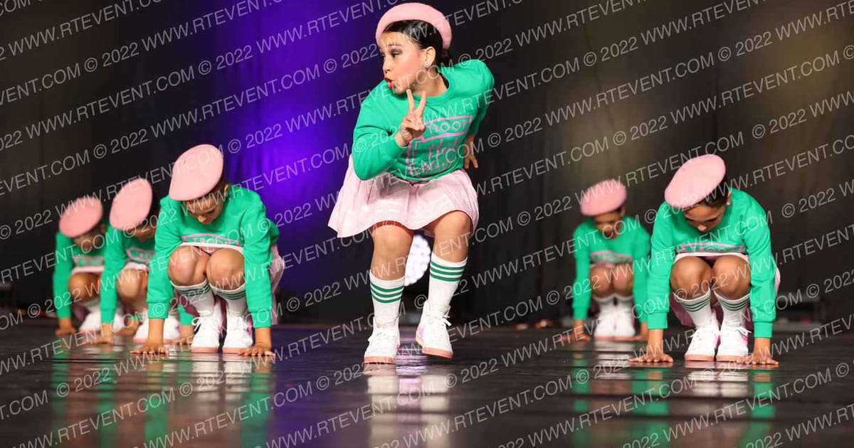 Dance Dynamics Mini Elite Small Hip Hop · Encore Groove