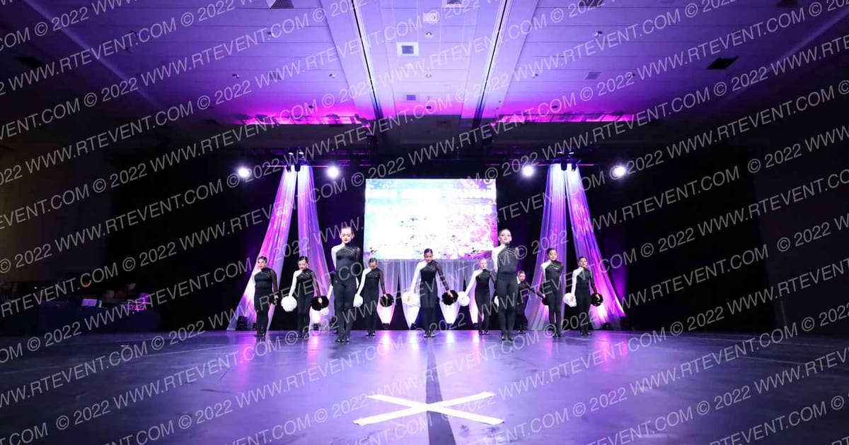 Miss Edie's Dancin Feet Super Stars Pom · Holiday Spectacular