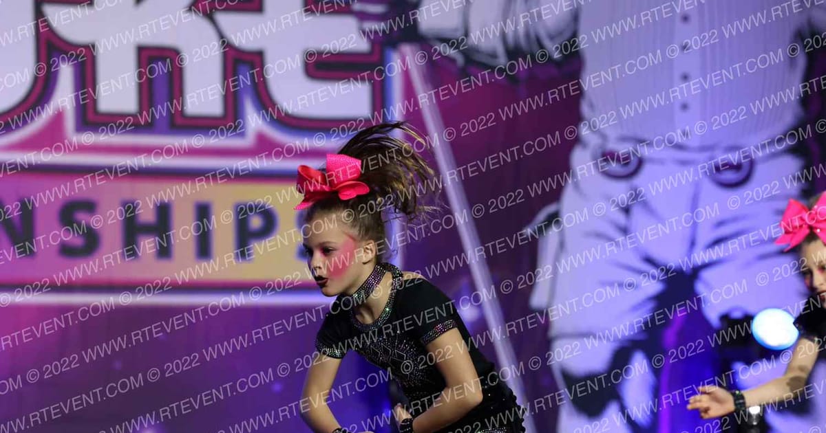 Cheer Athletics - Dallas Scratch Queens · Encore Grand Nationals